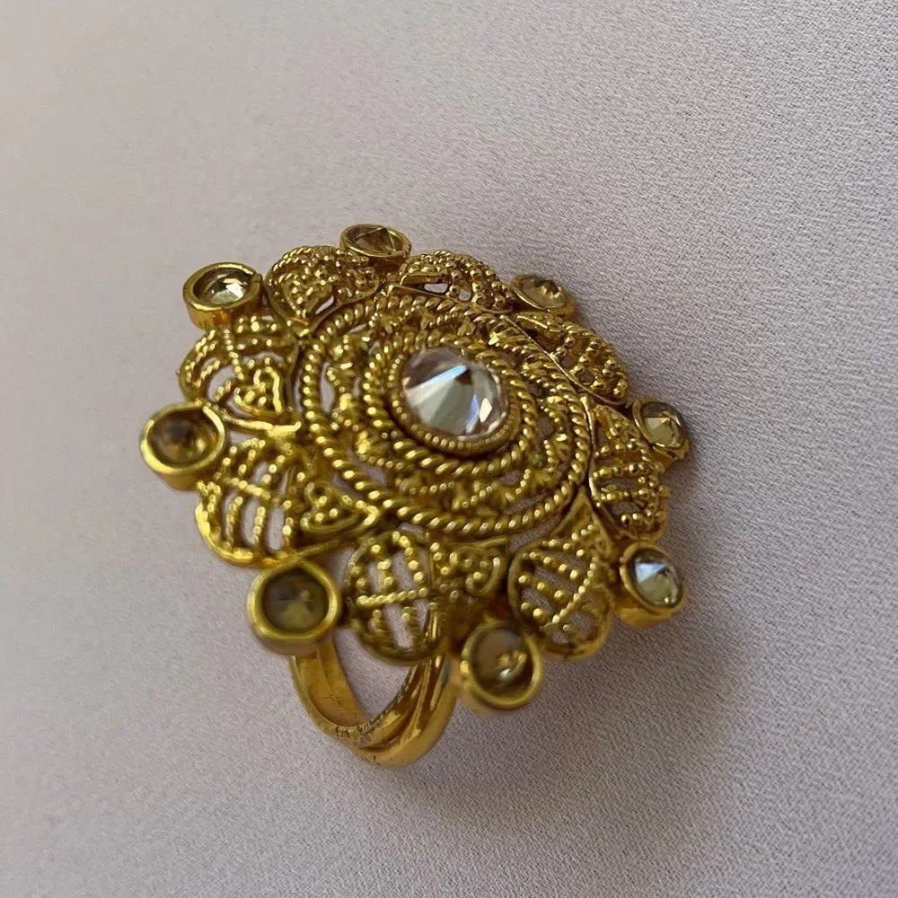 Statement ring - adjustable size
